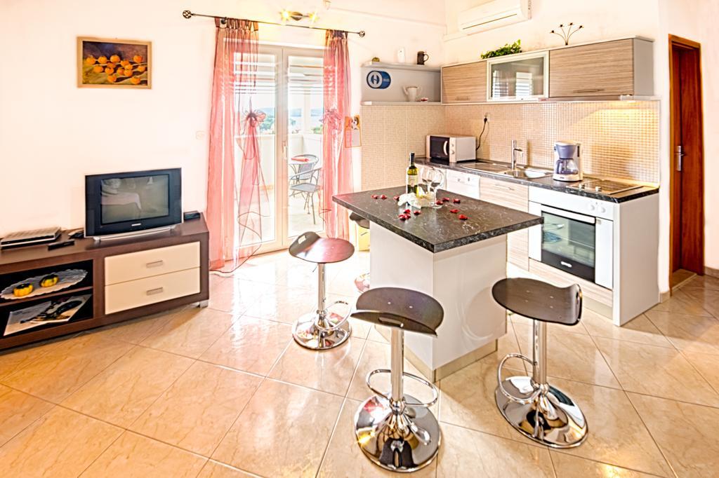 Apartmani Rita Milna  Kamer foto